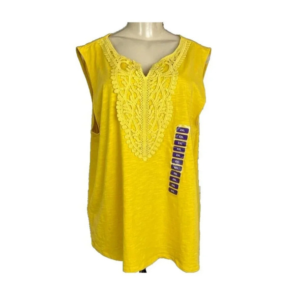 Grace Elements + XXL Bumble Bee Yellow Applique Detail Split Neck Sleeveless Tee - Picture 2 of 6